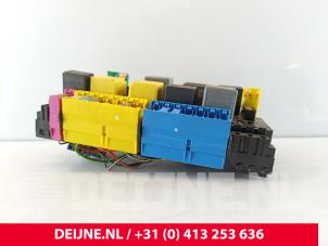 Mercedes Vito Zekeringkast O277538 foto 2