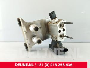 Gebruikte Warmtewisselaar Mercedes Vito (447.6) eVito Prijs € 278,30 Inclusief btw aangeboden door van Deijne Onderdelen Uden B.V.