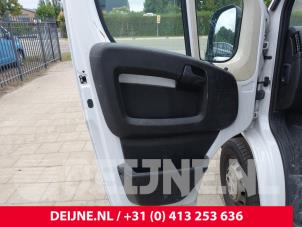 Citroen Jumper Portier 2Deurs links O277583 foto 2