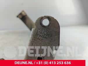 Volvo V40 Intercooler tube O277693 photo 3