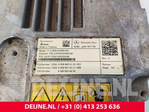 Mercedes Vito HV control module O277775 photo 2