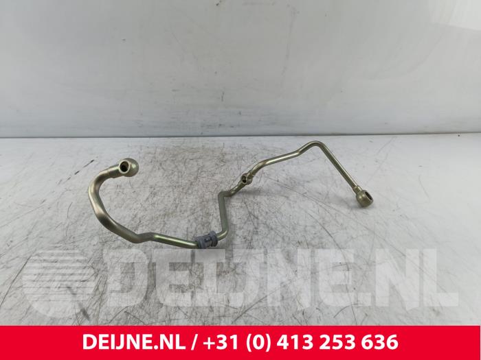 Oliedruk Leiding van een Volvo XC60