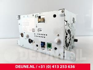 Volvo XC90 Multi-media control unit O277872 photo 2