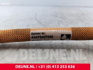 Mercedes Vito Cable high-voltage O277895 photo 2