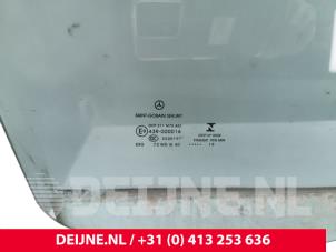 Mercedes Vito Portierruit 2Deurs rechts O277930 foto 2