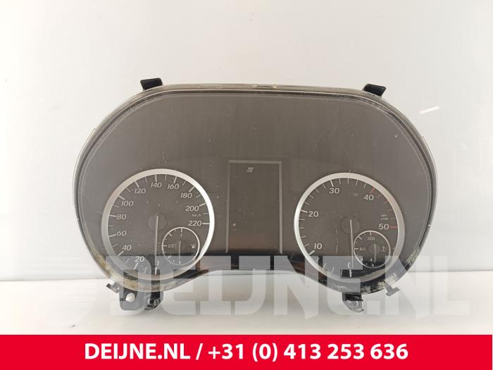 Mercedes Vito Kilometerteller KM O277958