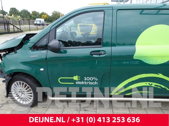 Mercedes eVito Portier 2Deurs links O278046