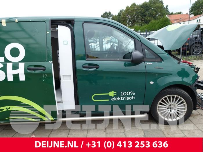 Mercedes eVito Portier 2Deurs rechts O278047