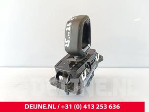 Gebruikte Versnellingspook Volvo C40 Recharge (XK) Recharge Twin 78 kWh Prijs € 108,90 Inclusief btw aangeboden door van Deijne Onderdelen Uden B.V.