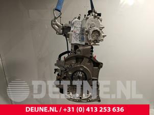 Opel Vivaro Engine O278108 photo 4