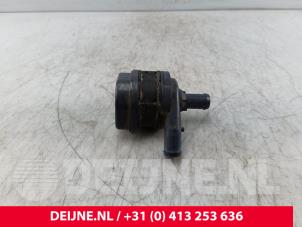 Volvo XC60 Extra waterpomp O278176 foto 2