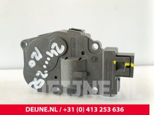 Volvo V40 Heizventil Motor O278218 foto 2
