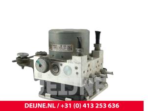 Nissan Primastar ABS pump O278240 photo 2