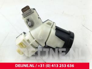Nissan Primastar Zündschloss+Schlüssel O278261 foto 3