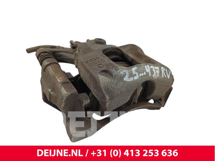 Nissan Primastar Front brake calliper, right O278270