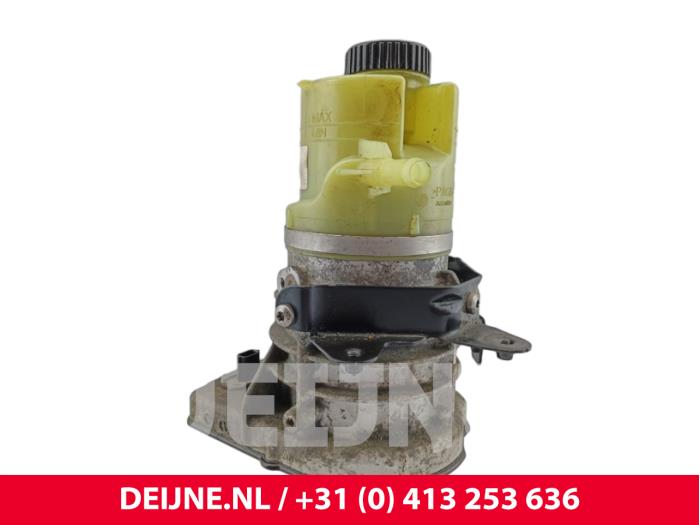 Gebruikte Servopomp Nissan Primastar 2.0 dCi 130 Prijs € 332,75 Inclusief btw aangeboden door van Deijne Onderdelen Uden B.V.