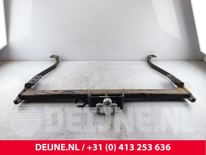 Nissan Primastar Towbar O278281