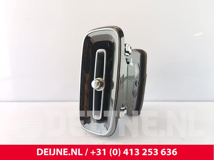 Volvo C40 Luftgitter Armaturenbrett O278231