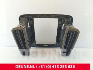 Volvo C40 Luchtrooster Dashboard O278232 foto 2