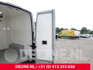 Volkswagen Crafter Minibus/van rear door O278308 photo 2