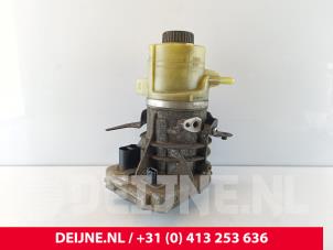Gebruikte Pomp Servo Renault Trafic (1FL/2FL/3FL/4FL) 1.6 dCi Twin Turbo Prijs € 302,50 Inclusief btw aangeboden door van Deijne Onderdelen Uden B.V.