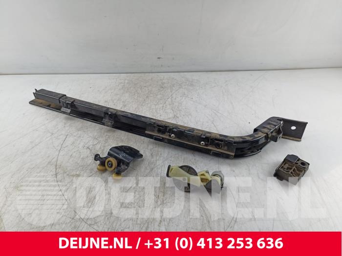 Mercedes Citan Schiebetür Schiene rechts O278404