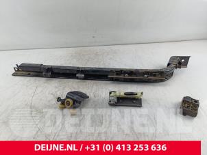 Mercedes Citan Schiebetür Schiene rechts O278404 foto 3