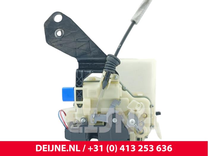 Volkswagen Transporter Türschlossmechanik 2-türig rechts O278471