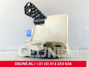 Volkswagen Transporter Door lock mechanism 2-door, left O278468 photo 2