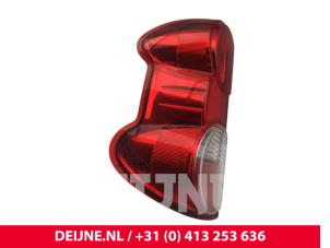 Nissan NV200 Taillight, left O278533 photo 2