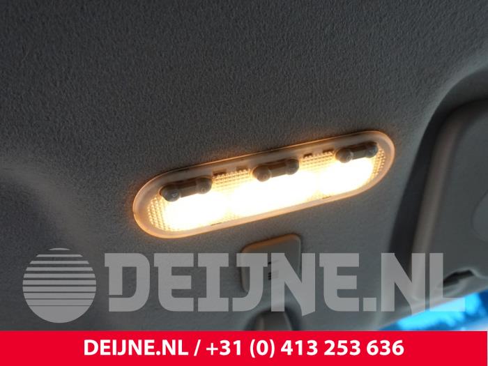 Nissan NV200 Interior lighting, front O278537