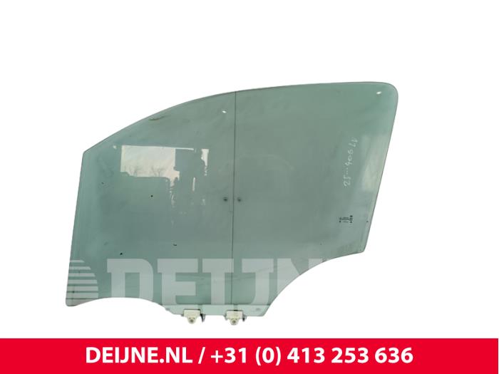 Nissan NV200 Portierruit 2Deurs links O278579