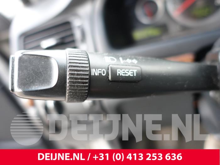 Volvo S80 Steering column stalk O278604