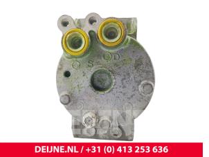 Volvo S60 Air conditioning pump O278684 photo 3