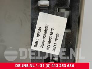 Volvo S60 Interior lighting, front O278687 photo 3