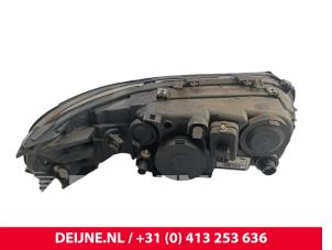 Volvo S60 Headlight, left O278702 photo 2