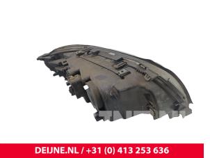 Volvo S60 Headlight, left O278702 photo 3