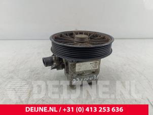 Gebruikte Servopomp Volvo V70 (SW) 2.4 20V 140 Prijs € 70,00 Margeregeling aangeboden door van Deijne Onderdelen Uden B.V.