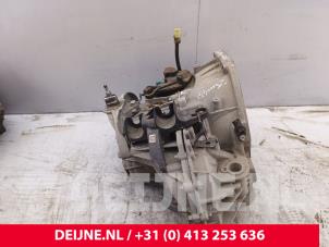 Nissan NV300 Gearbox O278763 photo 2