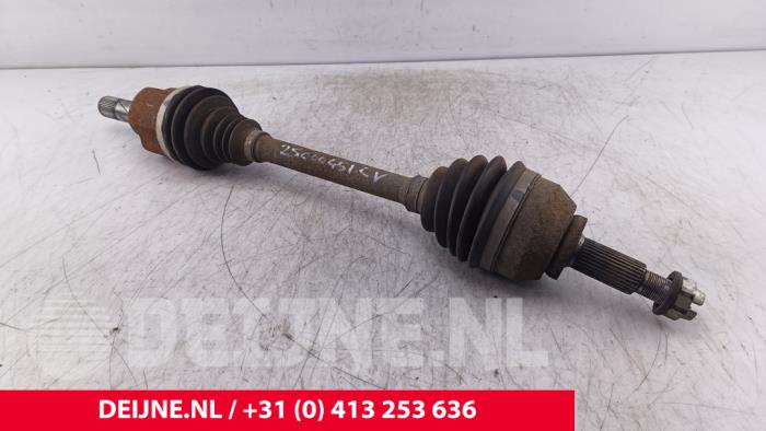 Nissan NV300 Front drive shaft, left O278795