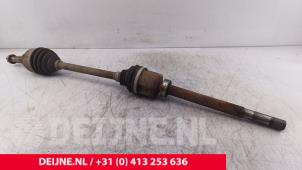 Gebruikte Cardanas rechts-voor (VWA) Nissan NV 300 1.6 dCi 120 Prijs € 84,70 Inclusief btw aangeboden door van Deijne Onderdelen Uden B.V.