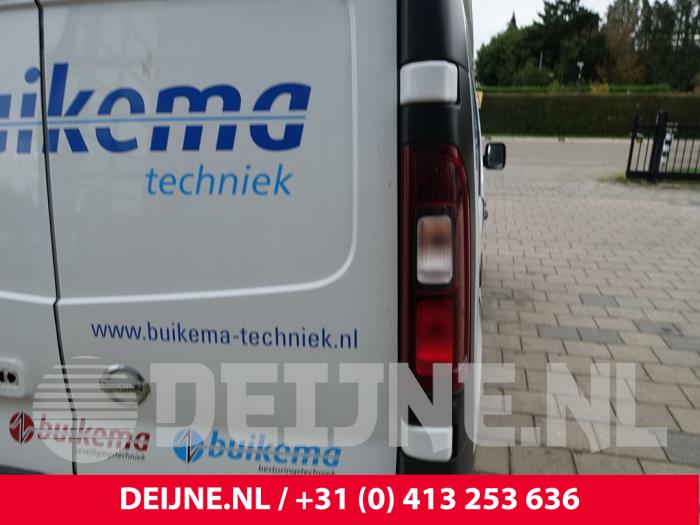 Nissan NV300 Rücklicht rechts O278803