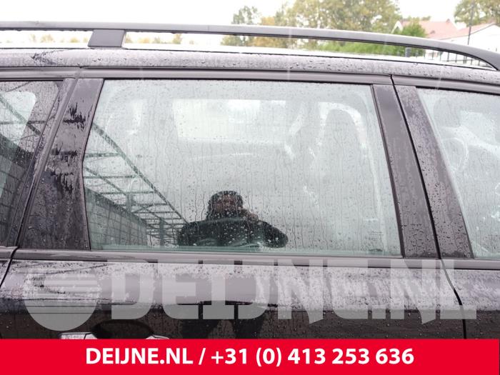 Volvo V70 Türscheibe 4-türig rechts hinten O278942