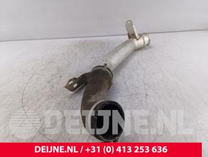 Volvo V40 Intercooler Rohr O278961 foto 3