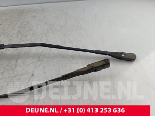 Mercedes Vito Scheibenwischerarm-Set O278962 foto 3