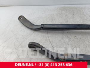 Mercedes Vito Scheibenwischerarm-Set O278962 foto 2