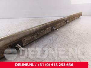 Ford Transit Custom Schuifdeur Rail rechts O278964 foto 3