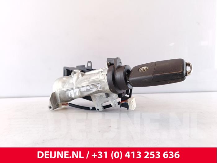 Volkswagen Caddy Ignition lock + key O279046