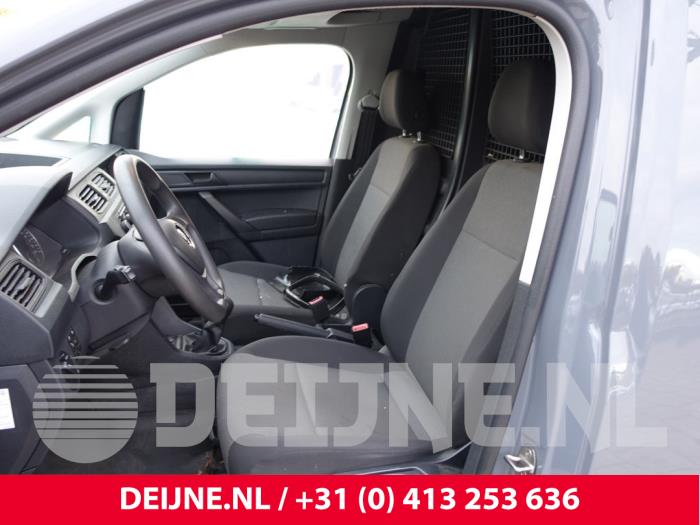 Volkswagen Caddy Seat, left O279061