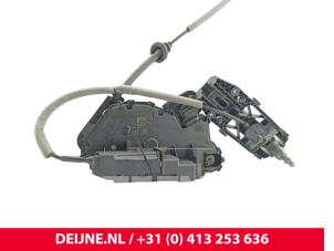 Volkswagen Caddy Deurslot Mechaniek 2Deurs links O279075 foto 3
